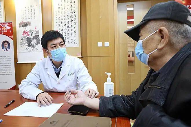 中医老师把脉视频后续结果知乎_中医课堂把脉后续_中医老师把脉视频后续结果