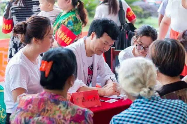 **东中医诊断学教学视频东_中医妇科学教学视频_中医视诊包括哪些内容