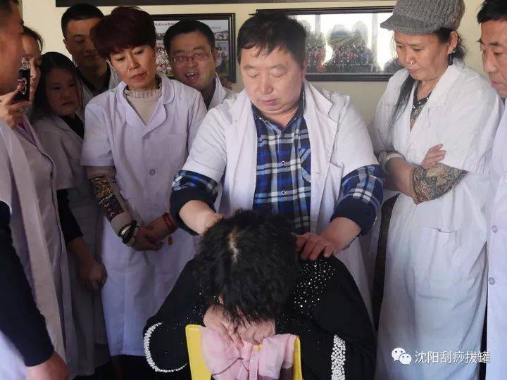 中医推经络手法视频教程_推经络全视频_中医经络推拿作用流程