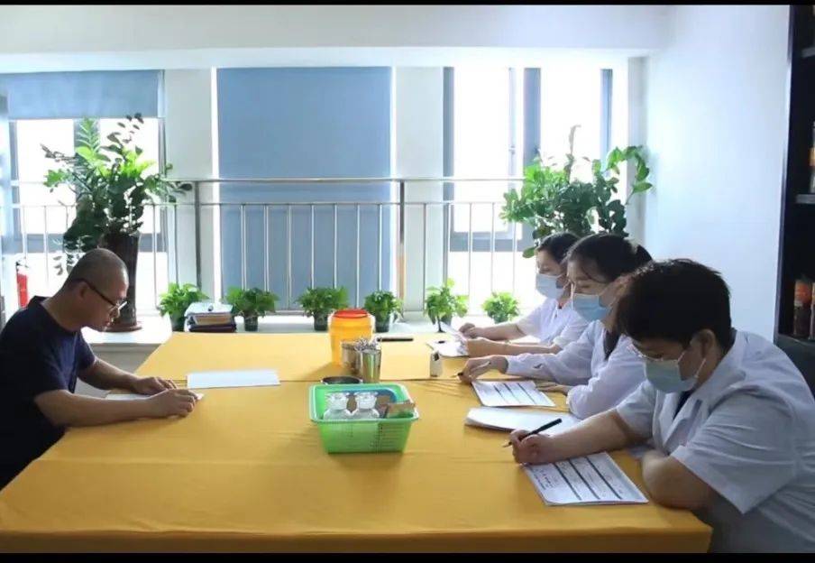 中医师考试模拟试题_医师考试模拟卷和真题卷哪个难_医师资格模拟试题
