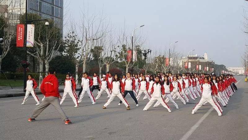 中医学为什么比针灸推拿分高_中医学针灸推拿_中医针灸推拿学专业排名