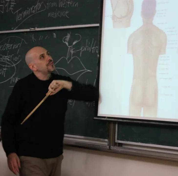 中医学为什么比针灸推拿分高_中医针灸推拿学专业排名_中医学针灸推拿