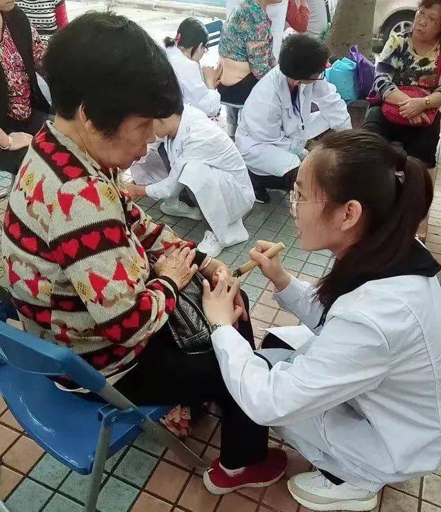 中医系职业生涯规划书_中医学职业生涯规划书范文_中医学专业职业生涯规划书