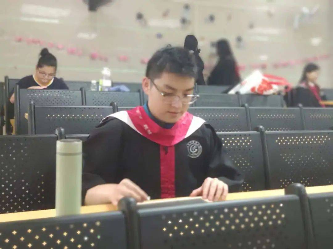 中医学职业生涯规划书范文_中医学专业职业生涯规划书_中医系职业生涯规划书
