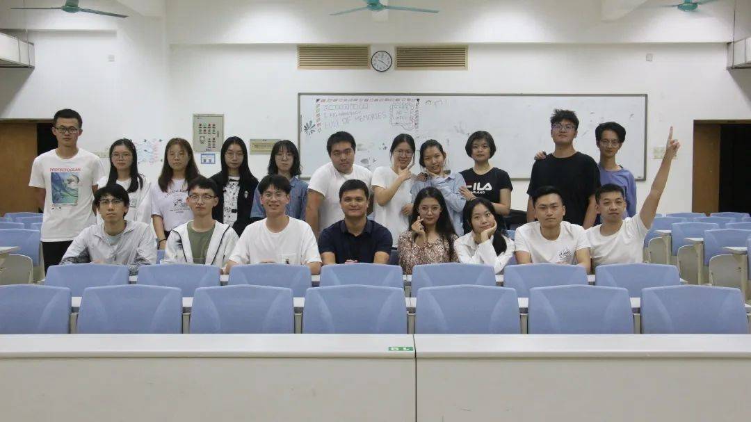 中医学专业职业生涯规划书_中医学职业生涯规划书范文_中医系职业生涯规划书