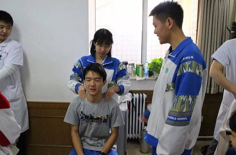 保健中医手法按摩基本原则_中医保健按摩基本手法_保健中医手法按摩基本手法视频