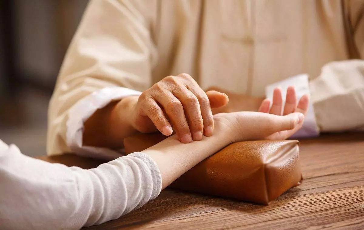 医师中医专长考试有多选题吗_中医专长医师考试科目_中医确有专长医师考试