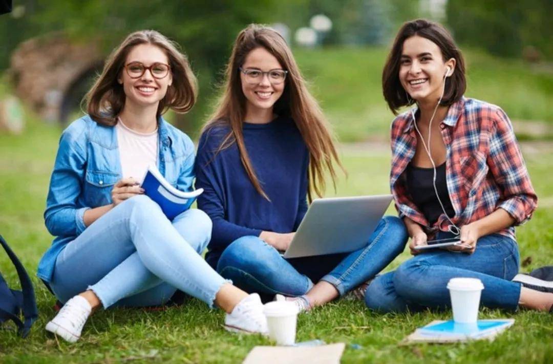 广州大学学医的学校_广州中医药大学怎么样_广州大学中医学院