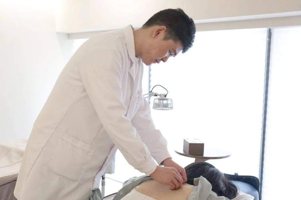 中医能把脉出来流产吗_中医能给自己把脉吗_中医能把脉出癌症吗
