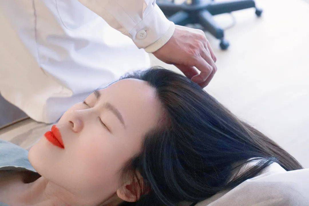 中医能把脉出癌症吗_中医能给自己把脉吗_中医能把脉出来流产吗