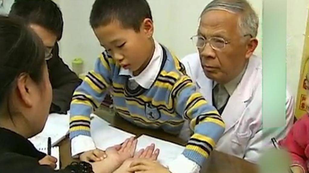 中医把脉必背口诀_中医背把脉口诀大全_中医把脉口诀歌