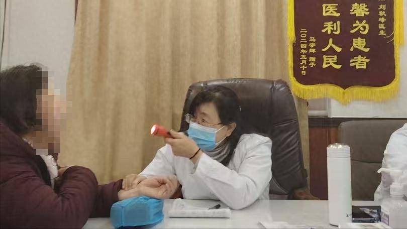 胃心病中医解释_中医心胃不和的症状_中医心和胃