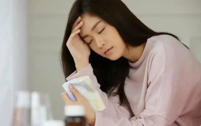 中医气血不足的症状_气血足表现的症状_中医里气血足的人有什么表现