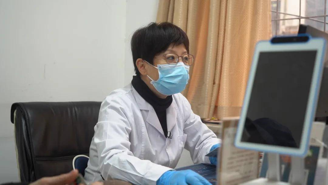 中医治疗甲状腺有结节的方剂_中医治疗甲状腺结节的方剂_专治甲状腺结节中医处方