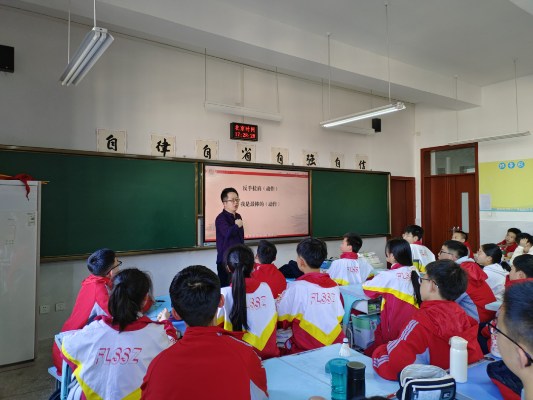 中医药知识进校园_医学知识进校园_医药知识竞赛宣传标语