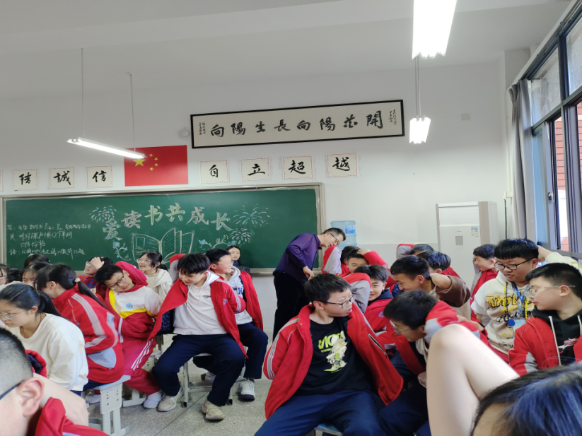 中医药知识进校园_医学知识进校园_医药知识竞赛宣传标语