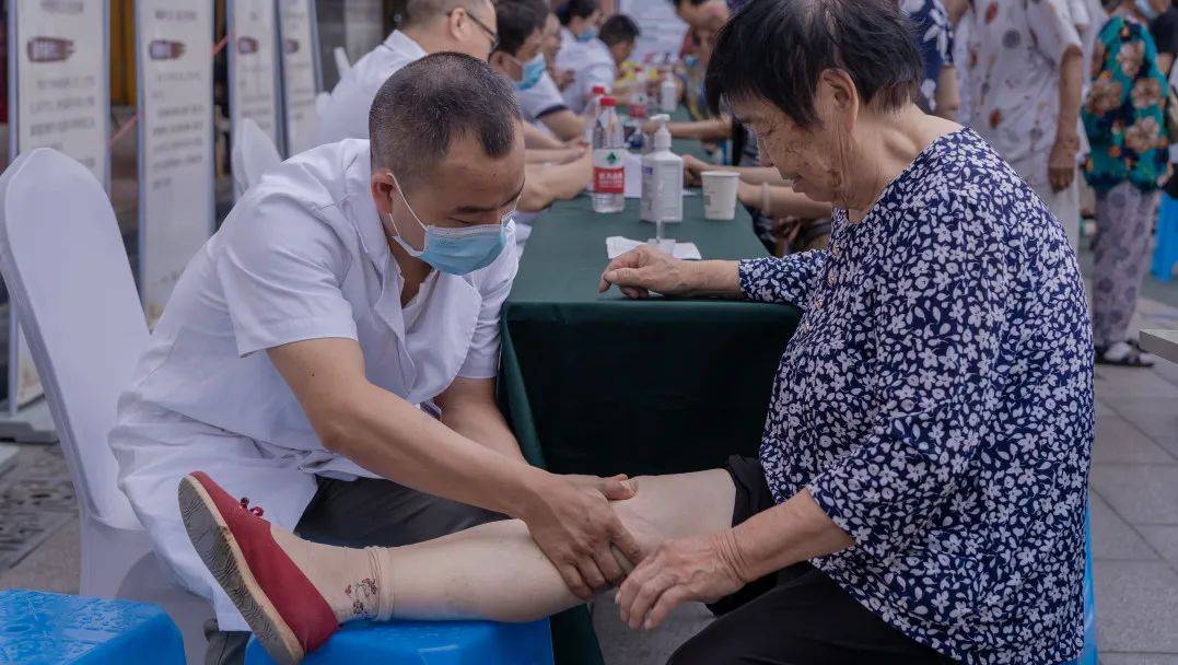 医药讲座内容_中医药健康知识讲座主题_医疗健康讲座