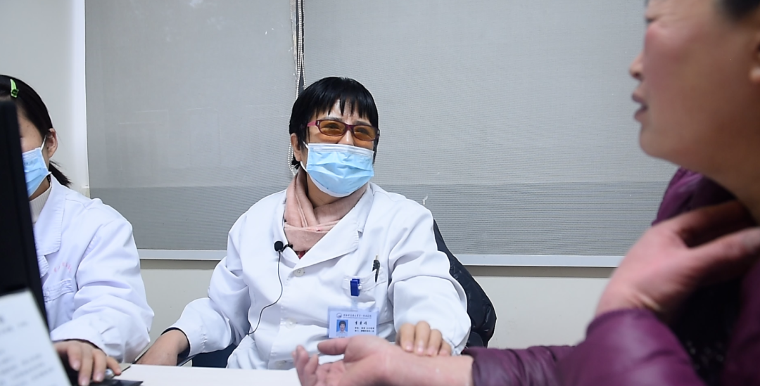 中医治疗胆囊炎有秘方_中医治胆囊炎经典方_胆囊炎秘方中医报